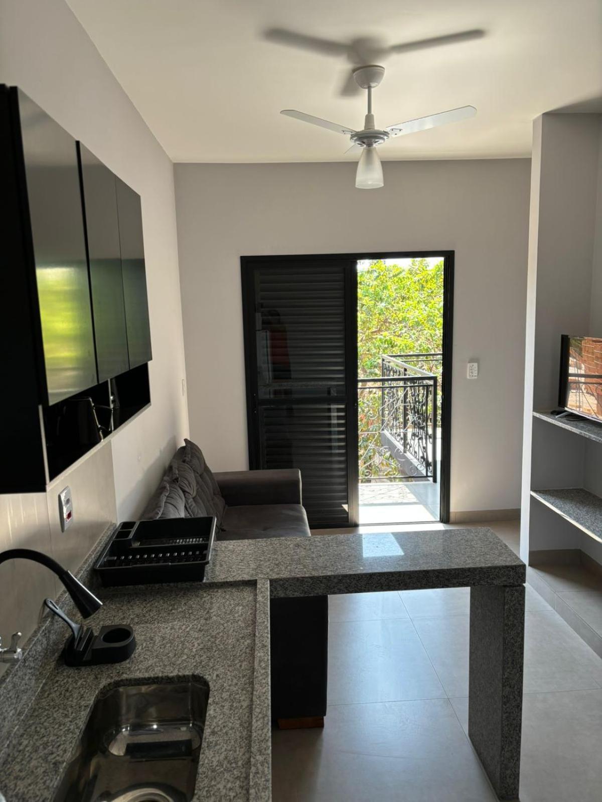 Apartamento Flat Thermas - 900 Metros Do Thermas Dos Laranjais *